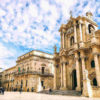 Piazza_duomo-a-ortigia-cosa-vedere-a-Siracusa-e-dintorni